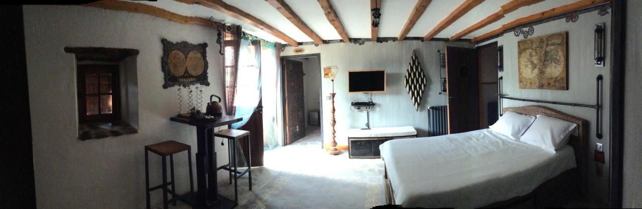 Chambre Steampunk Jules Vernes Bosbonparent Eksteriør billede
